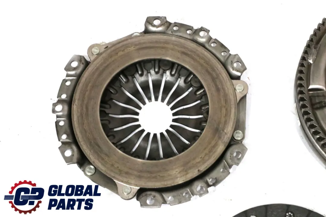 W17 Dual Twin Mass Flywheel Clutch Kit to BMW Mini R50 One D Diesel with Part number 7522457 BMW Mini R50 One D Diesel W17 Dual Twin Mass Flywheel Clutch Kit - SKU 7522457 - Part number 7522457