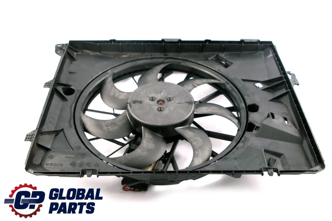 BMW E81 E87 E90 E91 E92 Essence N45 N46 N43 Linceul Avec Ventilateur - SKU 7523258-1 - Numéro de pièce 7523258