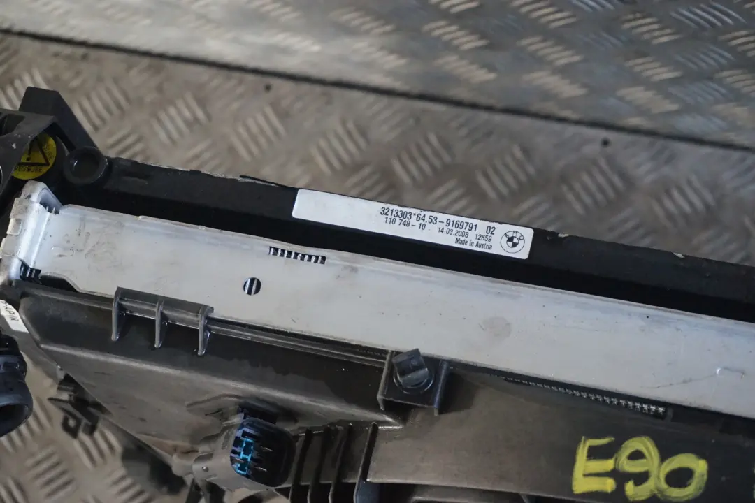 Lüfterzarge Mit Lüfter Benzin 400W Automatik für BMW E81 E87 E90 E91 mit Teilenummer 7523259 BMW E81 E87 E90 E91 Lüfterzarge Mit Lüfter Benzin 400W Automatik - SKU 7523259-3 - Teilenummer 7523259