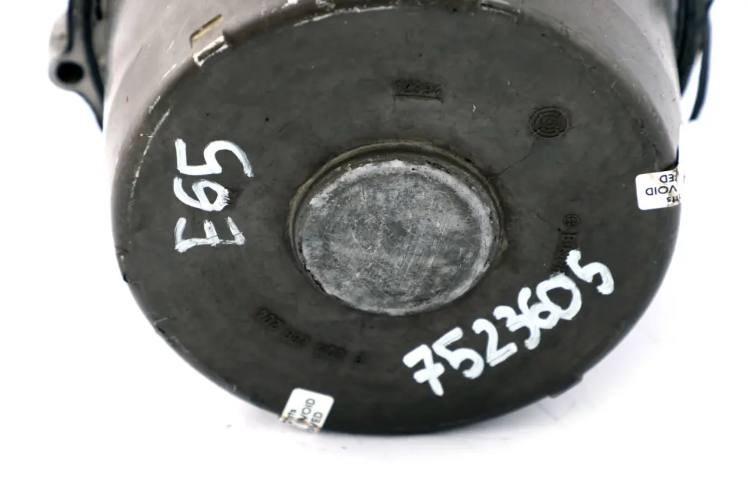 N52 Bosch Water Cooled Alternator Generator 150A to BMW 7 Series E65 E66 735i 745i with Part number 7523605 BMW 7 Series E65 E66 735i 745i N52 Bosch Water Cooled Alternator Generator 150A - SKU 7523605 - Part number 7523605