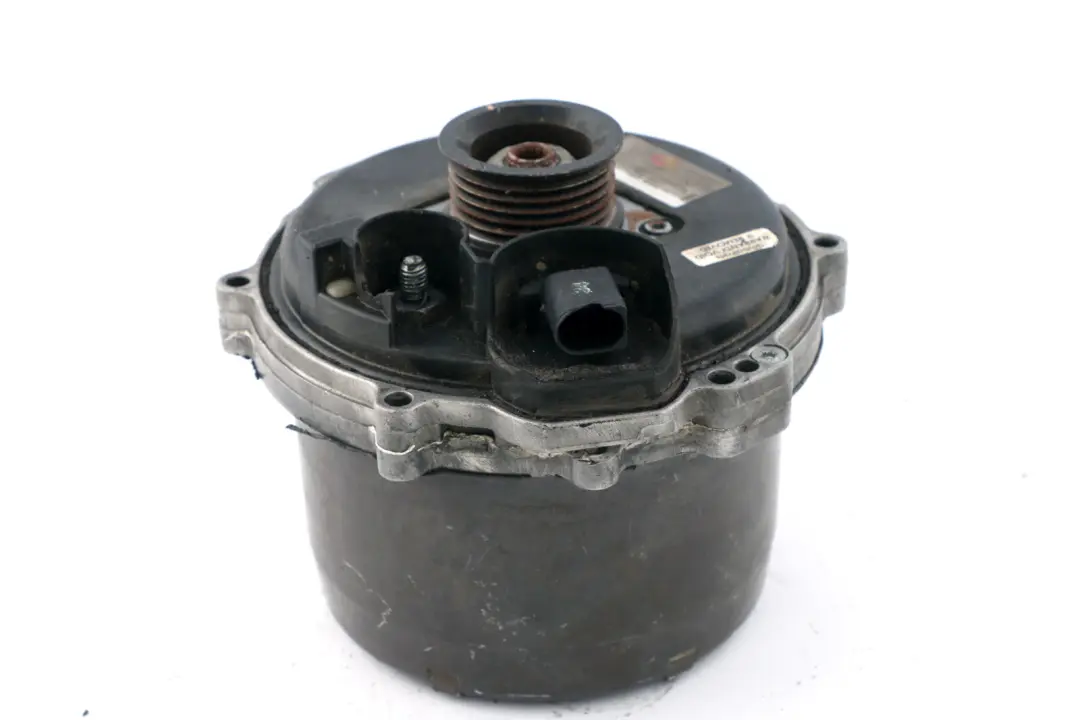 N52 Bosch Water Cooled Alternator Generator 150A to BMW 7 Series E65 E66 735i 745i with Part number 7523605 BMW 7 Series E65 E66 735i 745i N52 Bosch Water Cooled Alternator Generator 150A - SKU 7523605 - Part number 7523605