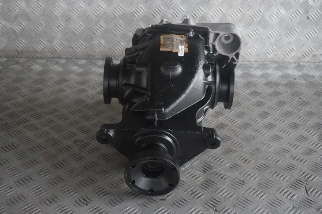 BMW 7 Series E65 730i M54 Rear Differential Diff 3,73 Ratio WARRANTY - SKU 7523797 - Part number 7523797