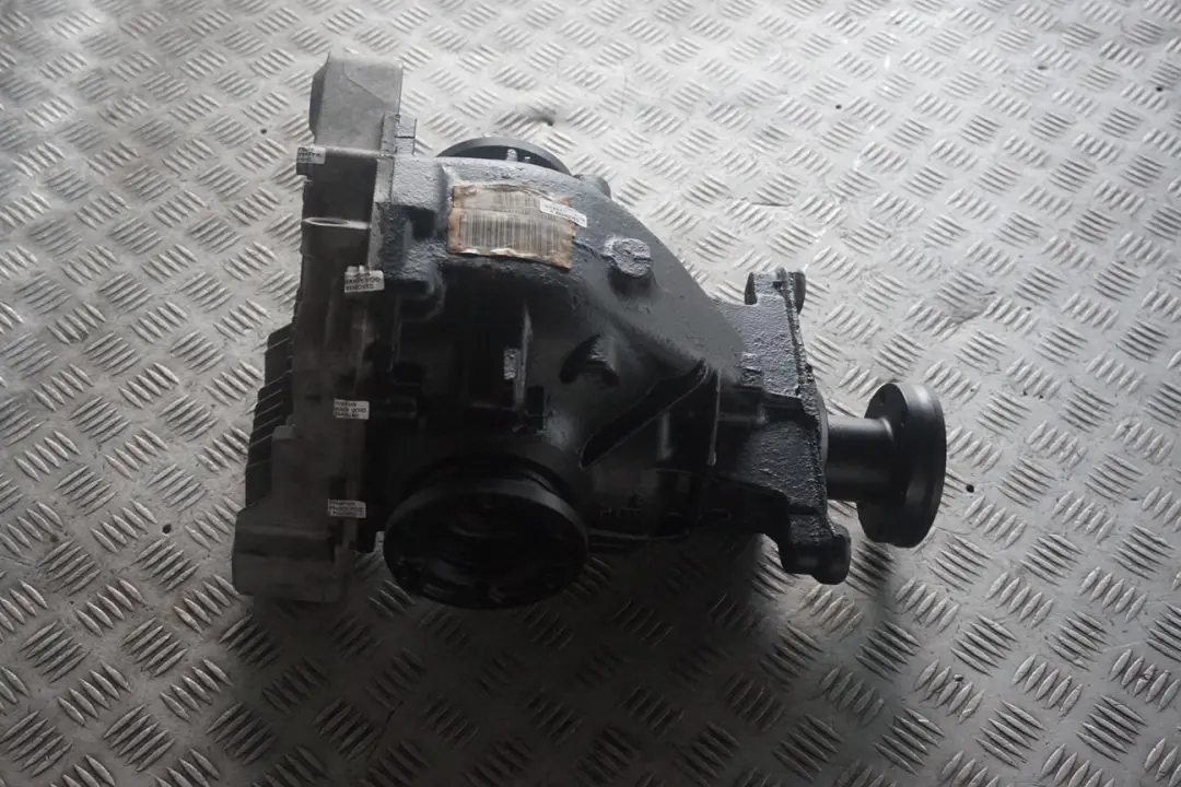 730i M54 Rear Differential Diff 3,73 Ratio WARRANTY to BMW 7 Series E65 with Part number 7523797 BMW 7 Series E65 730i M54 Rear Differential Diff 3,73 Ratio WARRANTY - SKU 7523797 - Part number 7523797