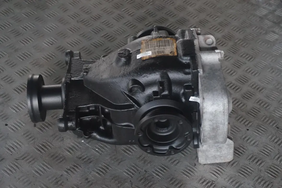 730i M54 Rear Differential Diff 3,73 Ratio WARRANTY to BMW 7 Series E65 with Part number 7523797 BMW 7 Series E65 730i M54 Rear Differential Diff 3,73 Ratio WARRANTY - SKU 7523797 - Part number 7523797