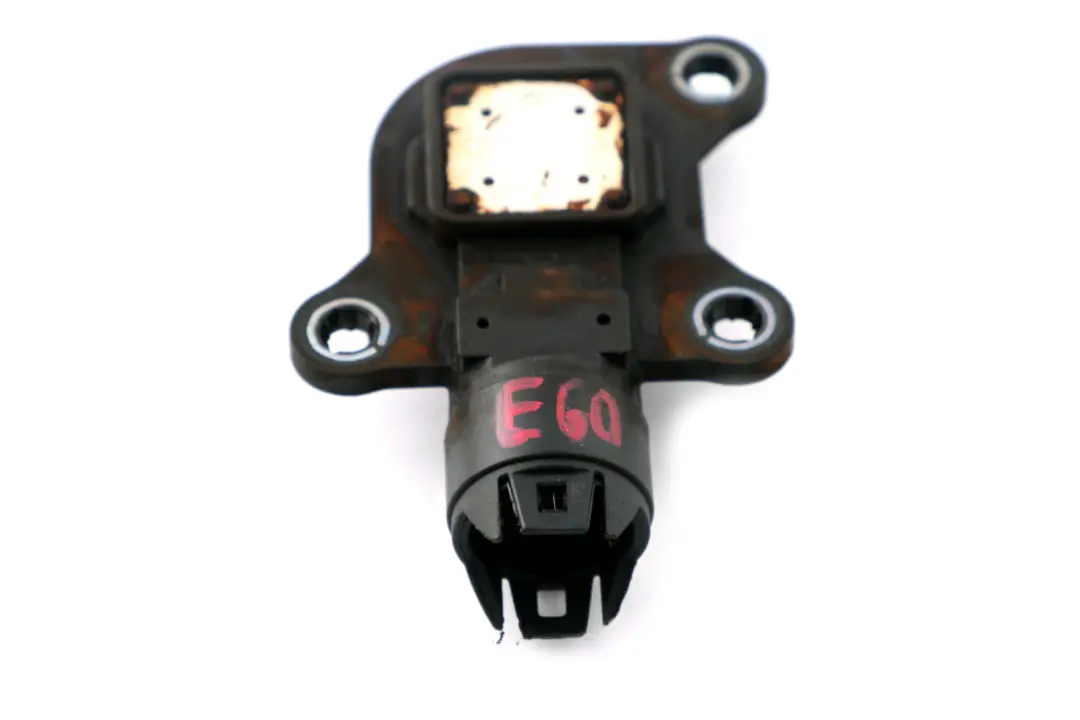 Eccentric Shaft Sensor N52 to BMW E60 E65 E81 E87 E90 F10 with Part number 7524879 BMW E60 E65 E81 E87 E90 F10 Eccentric Shaft Sensor N52 - SKU 7524879 - Part number 7524879