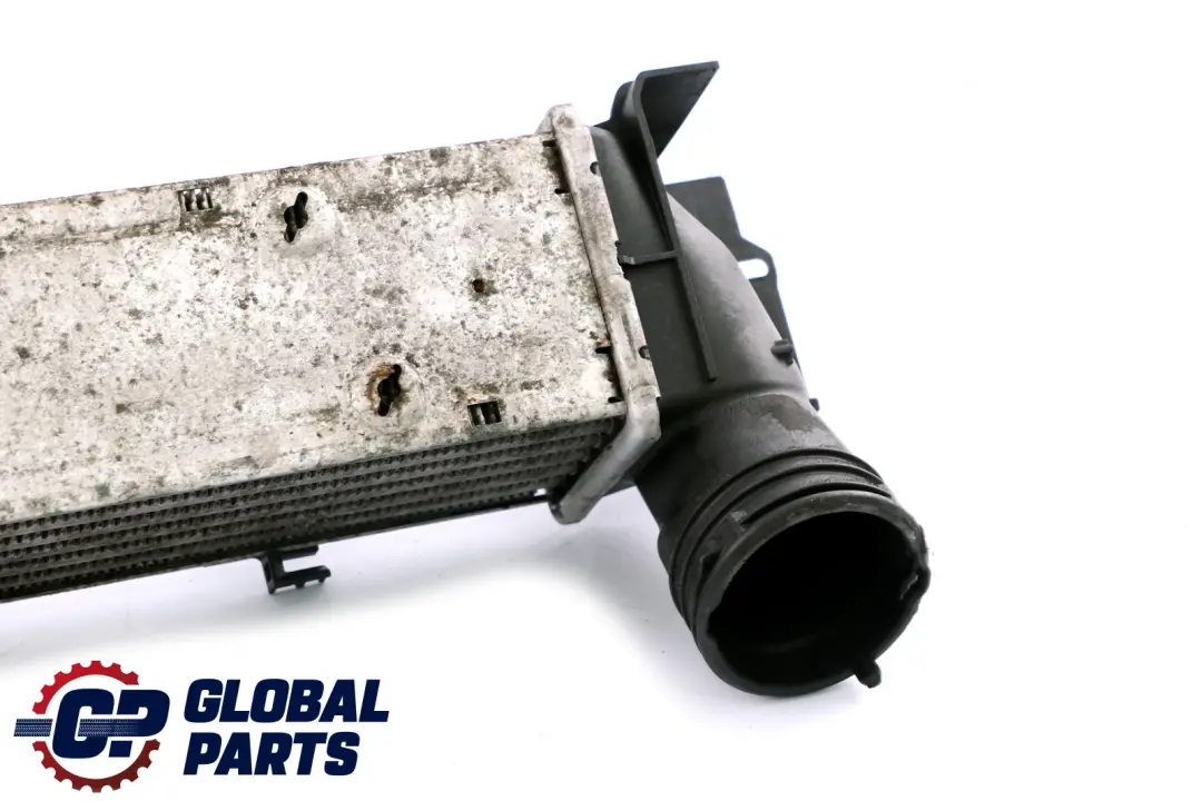 Radiatore Intercooler Raffreddatore Aria Di Carica per BMW E81 E87 E90 E91 con numero di parte 7524916 BMW E81 E87 E90 E91 Radiatore Intercooler Raffreddatore Aria Di Carica - SKU 7524916 - Numero di parte 7524916