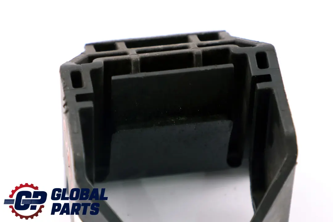 Refrigerador Soporte Inferior para BMW E81 E82 E87 E87N E90 E91 E92 E93 con número de pieza 17117524956 BMW E81 E82 E87 E87N E90 E91 E92 E93 Refrigerador Soporte Inferior - SKU 7524956 - Número de pieza 17117524956