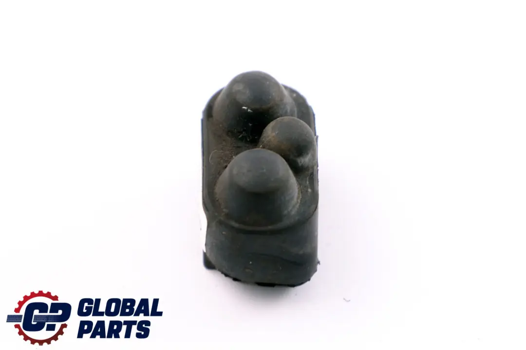 Radiador Goma Montaje Bush Ojal para BMW E81 E87 E90 E91 Motor con número de pieza 7525267 BMW E81 E87 E90 E91 Motor Radiador Goma Montaje Bush Ojal - SKU 7525267 - Número de pieza 7525267