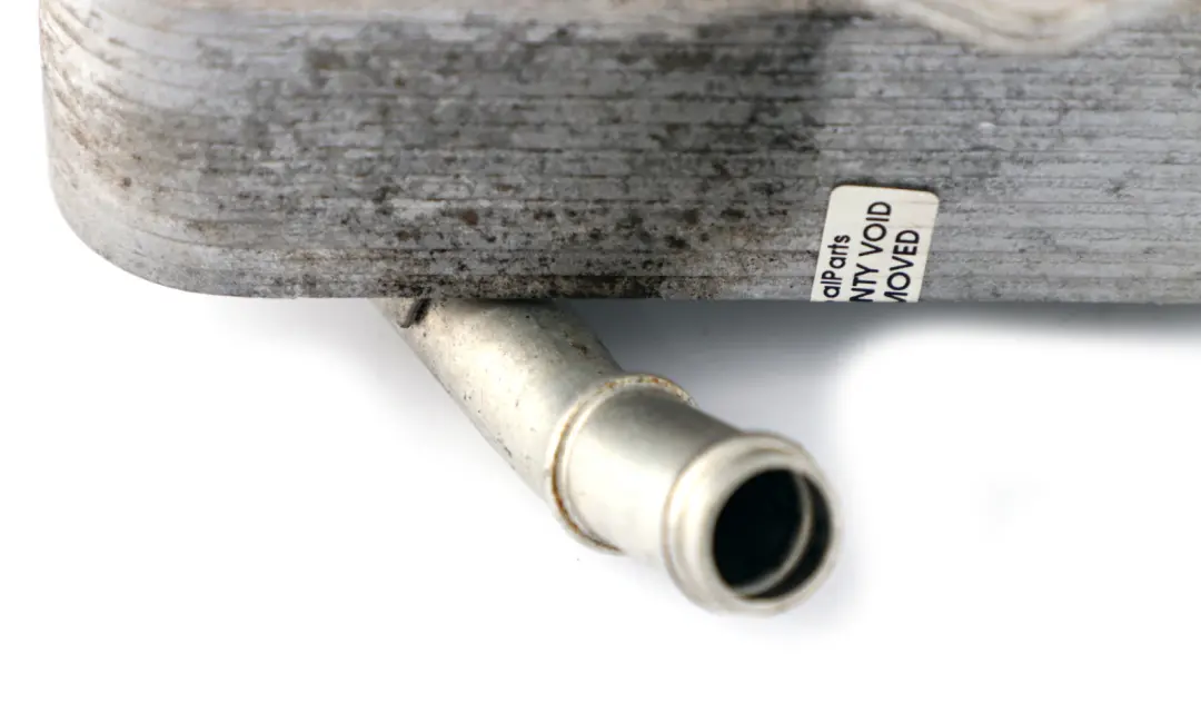 F21F30 F31 Ölkühler Motorölkühler Motor für BMW E87 E90 E91 E60 F01 F10 F11 F20 mit Teilenummer 7525333 BMW E87 E90 E91 E60 F01 F10 F11 F20 F21F30 F31 Ölkühler Motorölkühler Motor - SKU 7525333 - Teilenummer 7525333