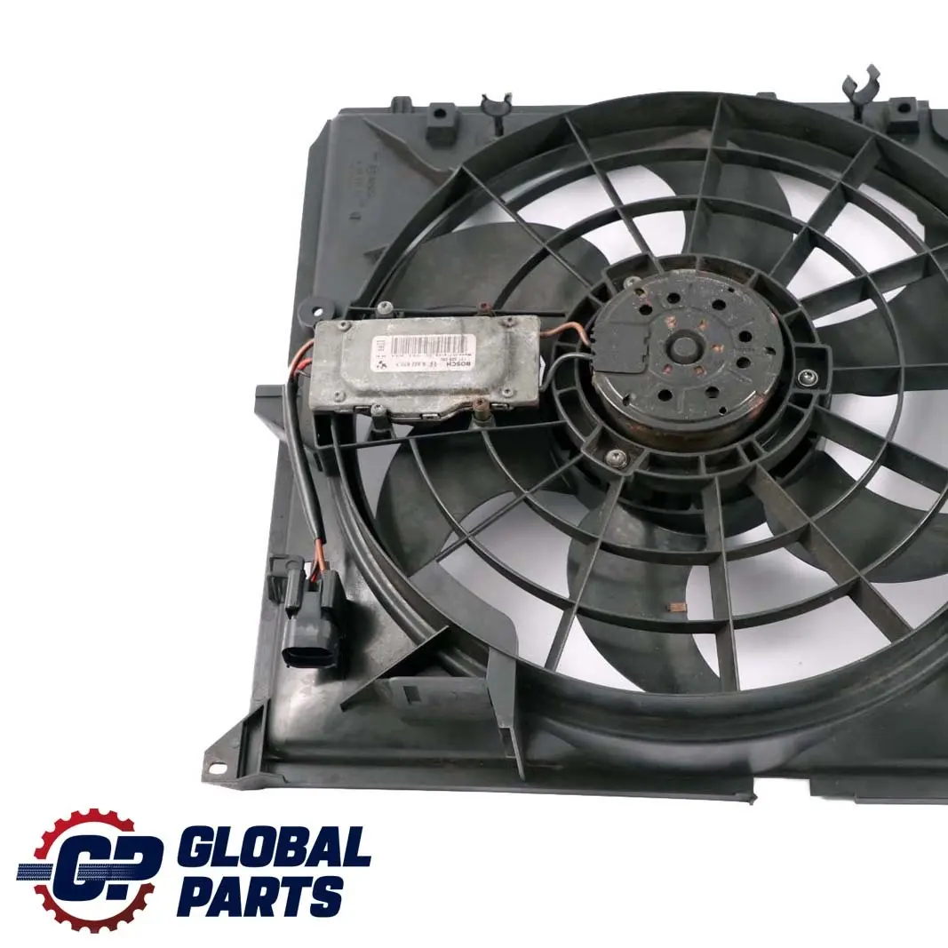 Lüfterzarge mit Lüfter Benzin 390W für BMW 3 er E46 mit Teilenummer 7525508 BMW 3 er E46 Lüfterzarge mit Lüfter Benzin 390W - SKU 7525508 - Teilenummer 7525508