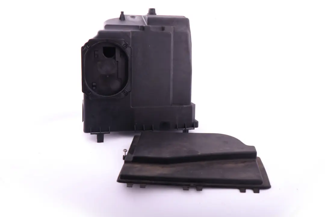 Carrier Control Unit E-Box to BMW X5 Series E53 Cover with Part number 7525671 BMW X5 Series E53 Cover Carrier Control Unit E-Box - SKU 7525671-1 - Part number 7525671