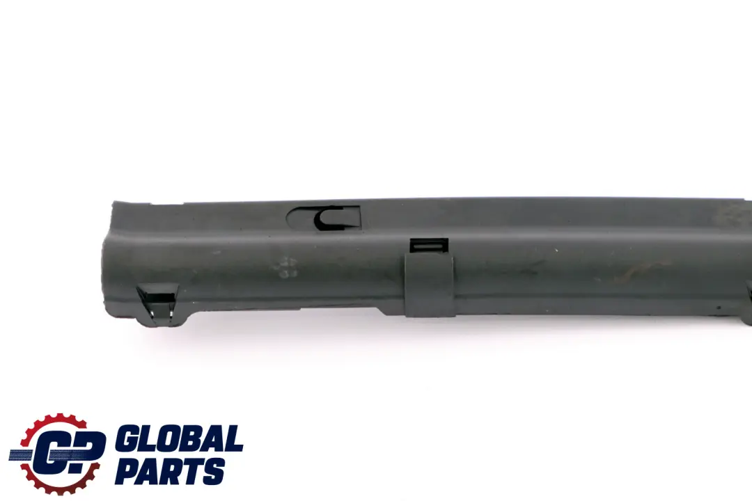 Kabeldurchführung Kabelschacht Kabelführung 7525946 für BMW E36 E46 X3 E83 mit Teilenummer 7525947 BMW E36 E46 X3 E83 Kabeldurchführung Kabelschacht Kabelführung 7525946 - SKU 7525947 - Teilenummer 7525947