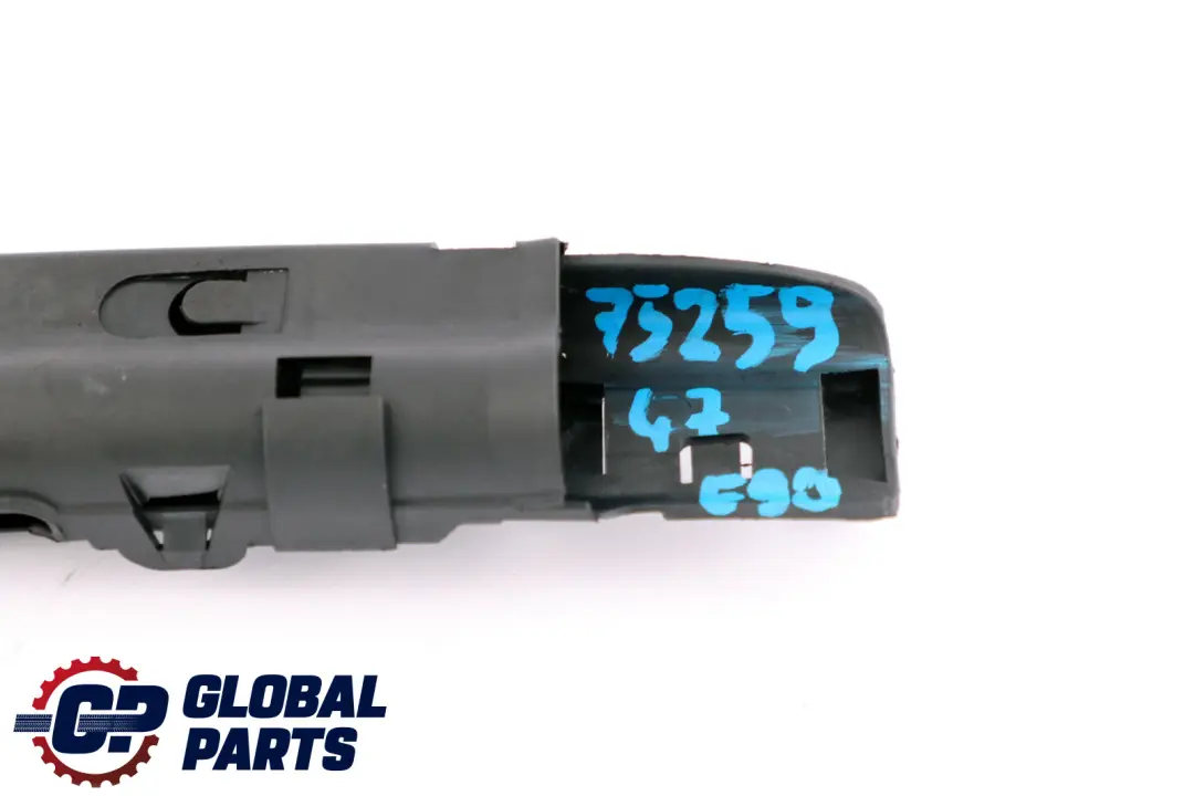 BMW E36 E46 X3 E83 Kabeldurchführung Kabelschacht Kabelführung 7525946 - SKU 7525947 - Teilenummer 7525947