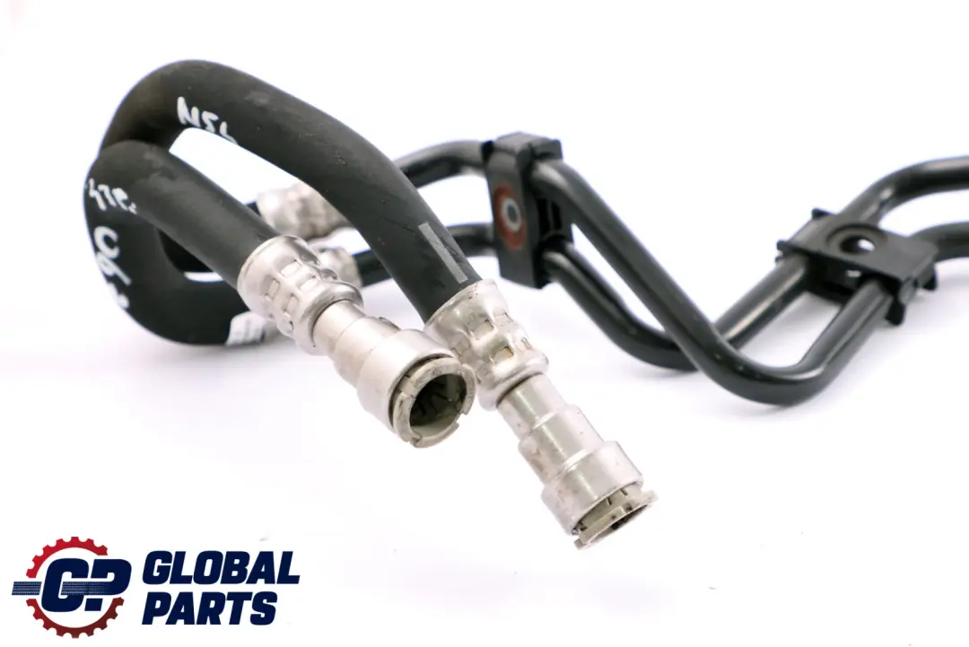 N54 335i Tubo Raffreddamento Olio Tubo Ingresso Uscita per BMW E90 E91 E92 E93 LCI con numero di parte 7572711 BMW E90 E91 E92 E93 LCI N54 335i Tubo Raffreddamento Olio Tubo Ingresso Uscita - SKU 7526332 - Numero di parte 7572711