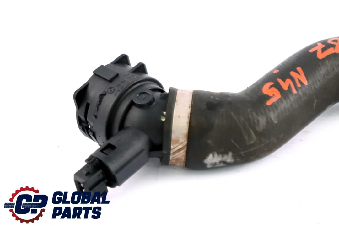 BMW E81 E87 Przewód wąż chłodnicy wody termostat - SKU 7526391 - Numer Części 17127526391