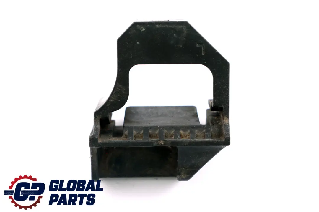 BMW E81 E82 E87 E92 E93 Support Radiateur en Bas a Gauche 1711 - SKU 7526443 - Numéro de pièce 17117526443