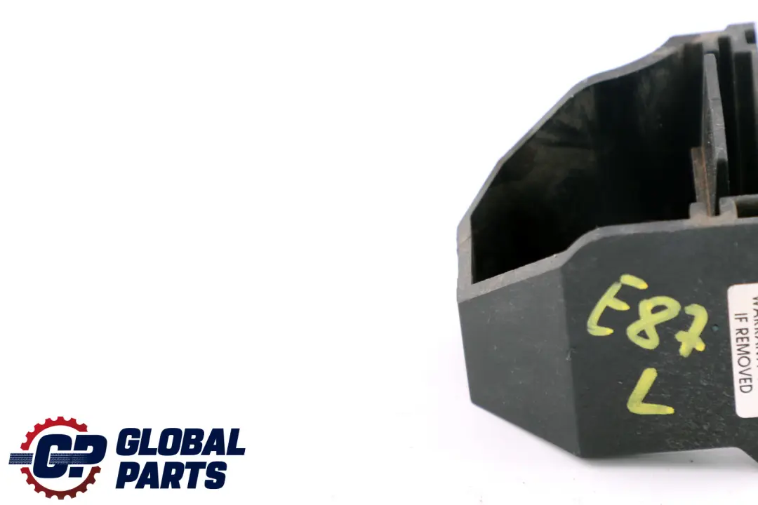 Soporte Radiador Inferior Izquierdo para BMW E81 E82 E87 E92 E93 con número de pieza 17117526443 BMW E81 E82 E87 E92 E93 Soporte Radiador Inferior Izquierdo - SKU 7526443 - Número de pieza 17117526443