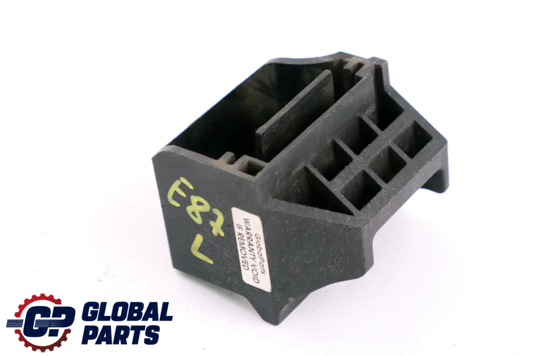 BMW E81 E82 E87 E92 E93 Support Radiateur en Bas a Gauche 1711 - SKU 7526443 - Numéro de pièce 17117526443
