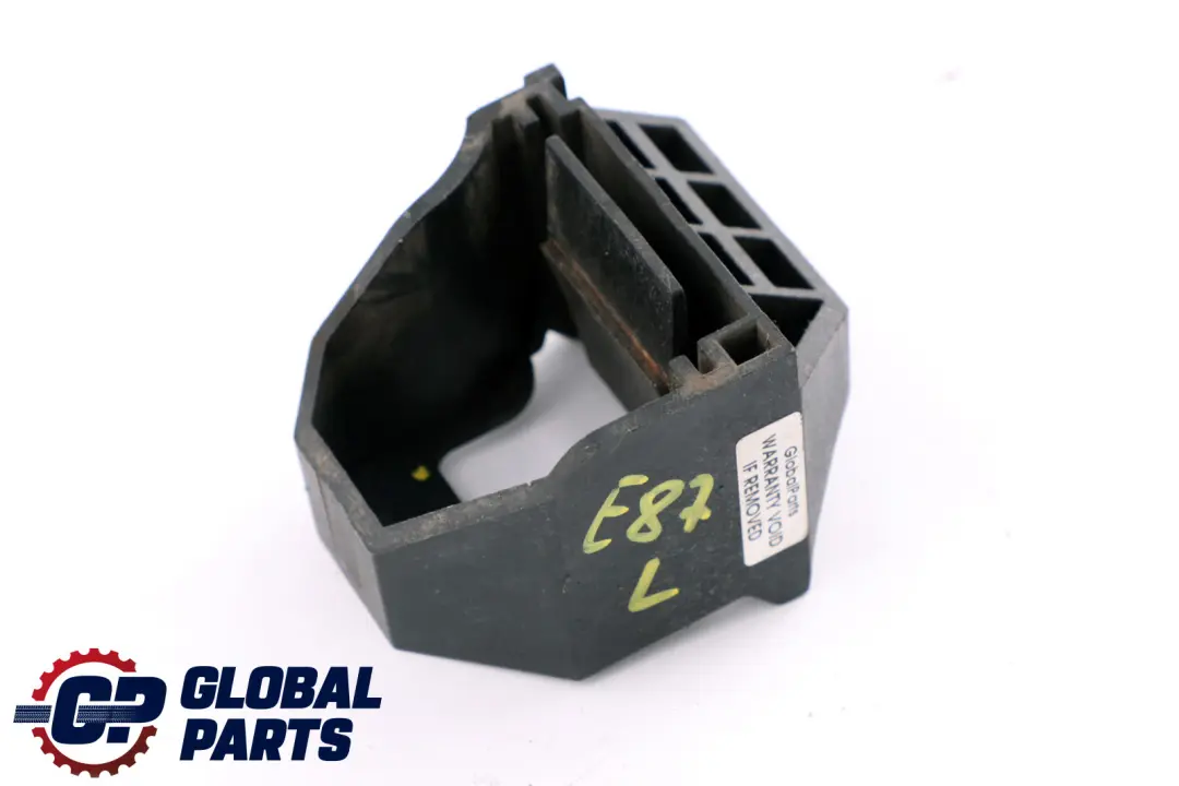 Soporte Radiador Inferior Izquierdo para BMW E81 E82 E87 E92 E93 con número de pieza 17117526443 BMW E81 E82 E87 E92 E93 Soporte Radiador Inferior Izquierdo - SKU 7526443 - Número de pieza 17117526443