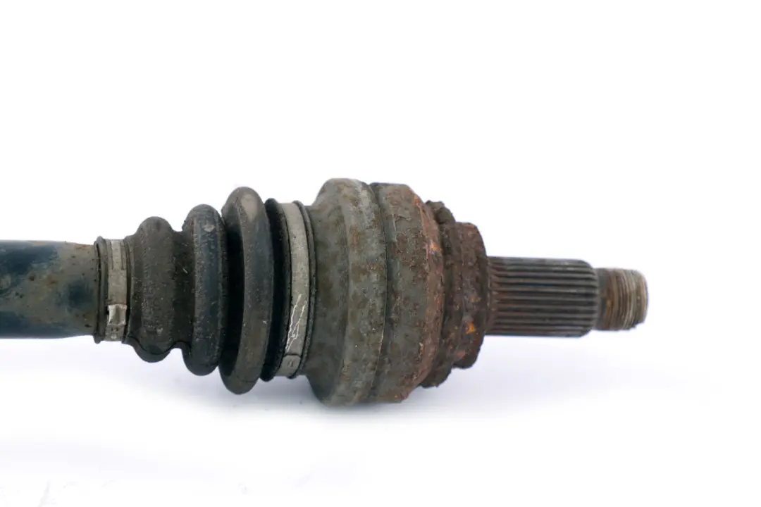 Benzin Abtriebswelle Links für BMW 3 er E90 E91 E92 mit Teilenummer 7527027 BMW 3 er E90 E91 E92 Benzin Abtriebswelle Links - SKU 7527027 - Teilenummer 7527027