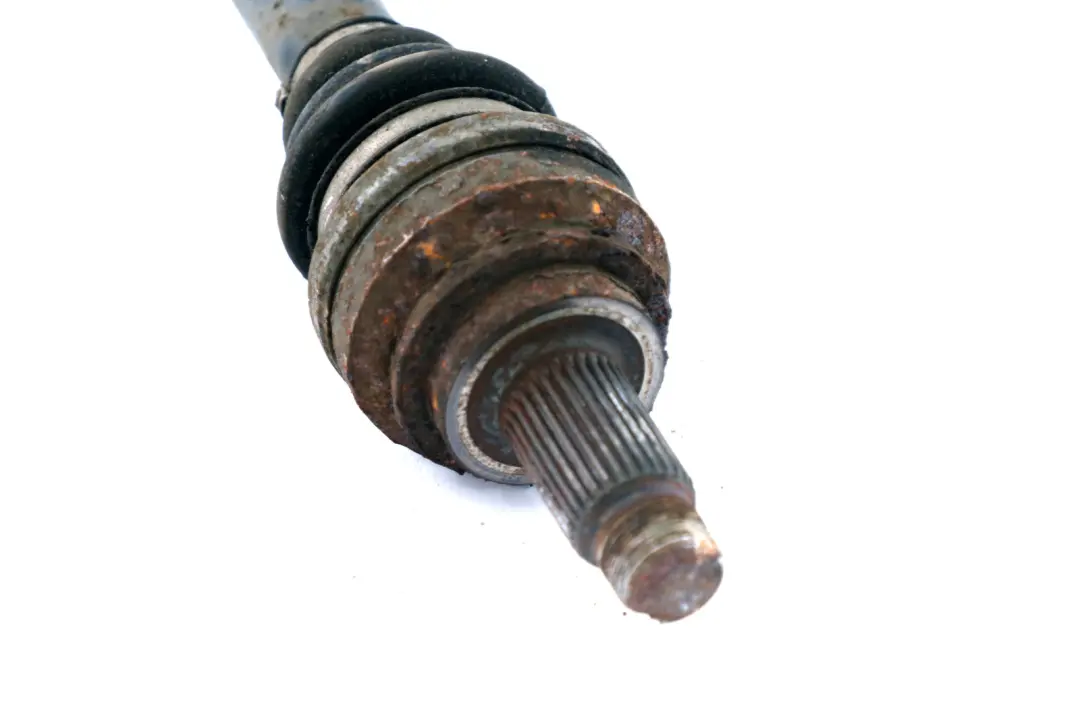 Driveshaft Output Shaft Left N/S to BMW 3 Series E90 E91 E92 Petrol with Part number 7527027 BMW 3 Series E90 E91 E92 Petrol Driveshaft Output Shaft Left N/S - SKU 7527027 - Part number 7527027