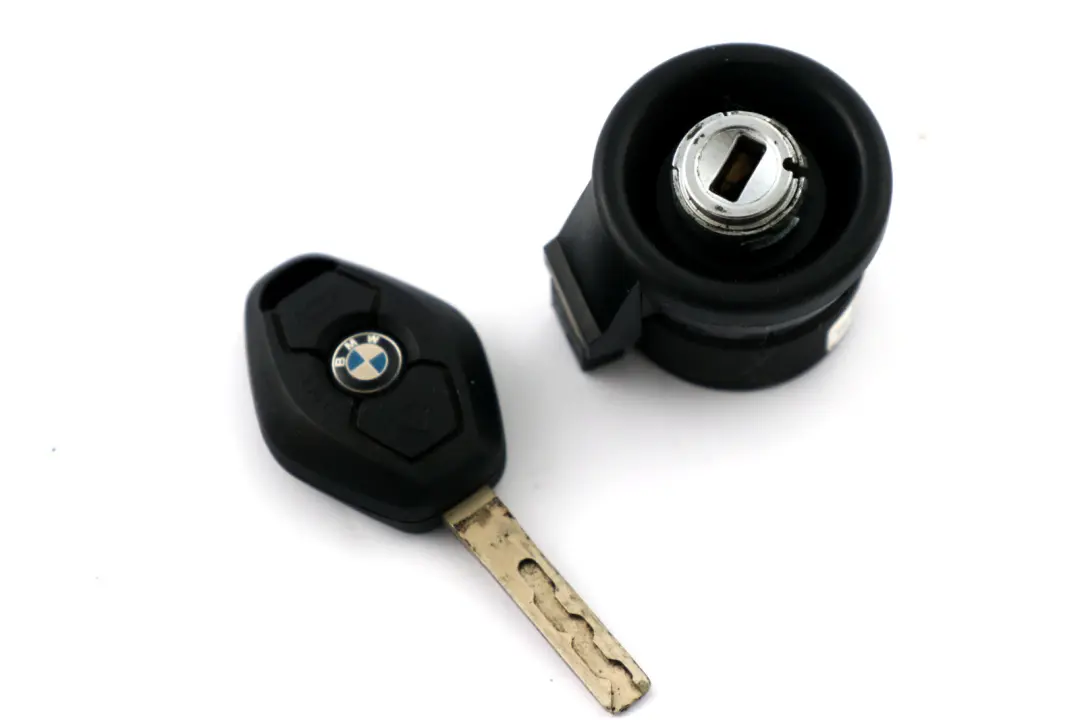 M54 170HP ECU Kit DME + CAS2 + Schlüssel Automatik für BMW 5 er E60 520i mit Teilenummer 7527072 BMW 5 er E60 520i M54 170HP ECU Kit DME + CAS2 + Schlüssel Automatik - SKU 7527072-1 - Teilenummer 7527072