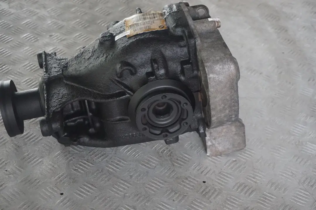 BMW 5 Series E60 520i M54 Rear Differential Diff 3,38 Ratio WARRANTY - SKU 7527096 - Part number 7527096