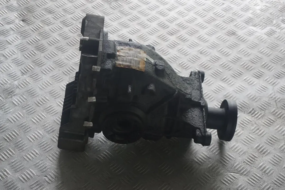 BMW 5 Series E60 520i M54 Rear Differential Diff 3,38 Ratio WARRANTY - SKU 7527096 - Part number 7527096