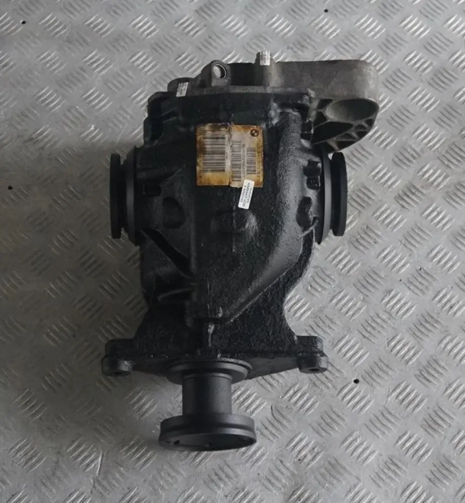 M54 Hinterachsgetriebe Differential Diff 3,38 GARANTIE für BMW 5 er E60 520i mit Teilenummer 7527096 BMW 5 er E60 520i M54 Hinterachsgetriebe Differential Diff 3,38 GARANTIE - SKU 7527096 - Teilenummer 7527096