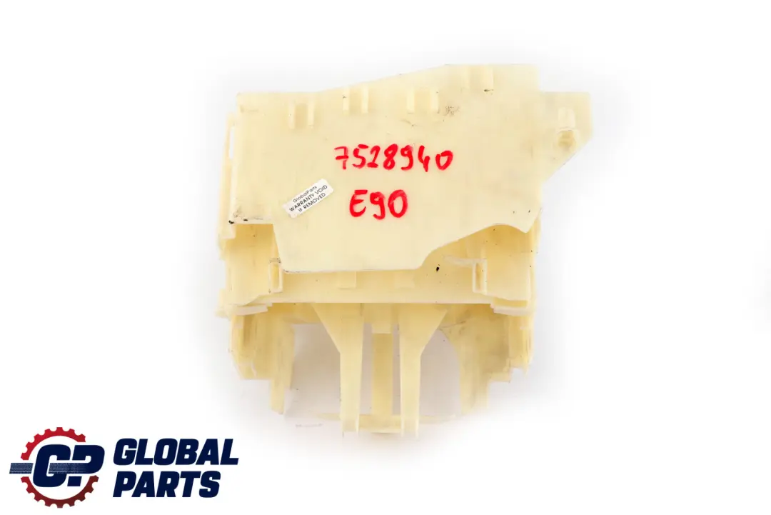 Mocowanie Uchwyt Komputera Silnika do BMW E81 X1 E84 E87 E90 E91 LCI o numerze 7528940 BMW E81 X1 E84 E87 E90 E91 LCI Mocowanie Uchwyt Komputera Silnika - SKU 7528940 - Numer Części 7528940