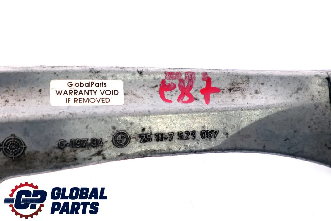 Wybierak Lewarek Skrzyni Biegów do BMW E81 E82 E87 o numerze 7529067 BMW E81 E82 E87 Wybierak Lewarek Skrzyni Biegów - SKU 7529067 - Numer Części 7529067