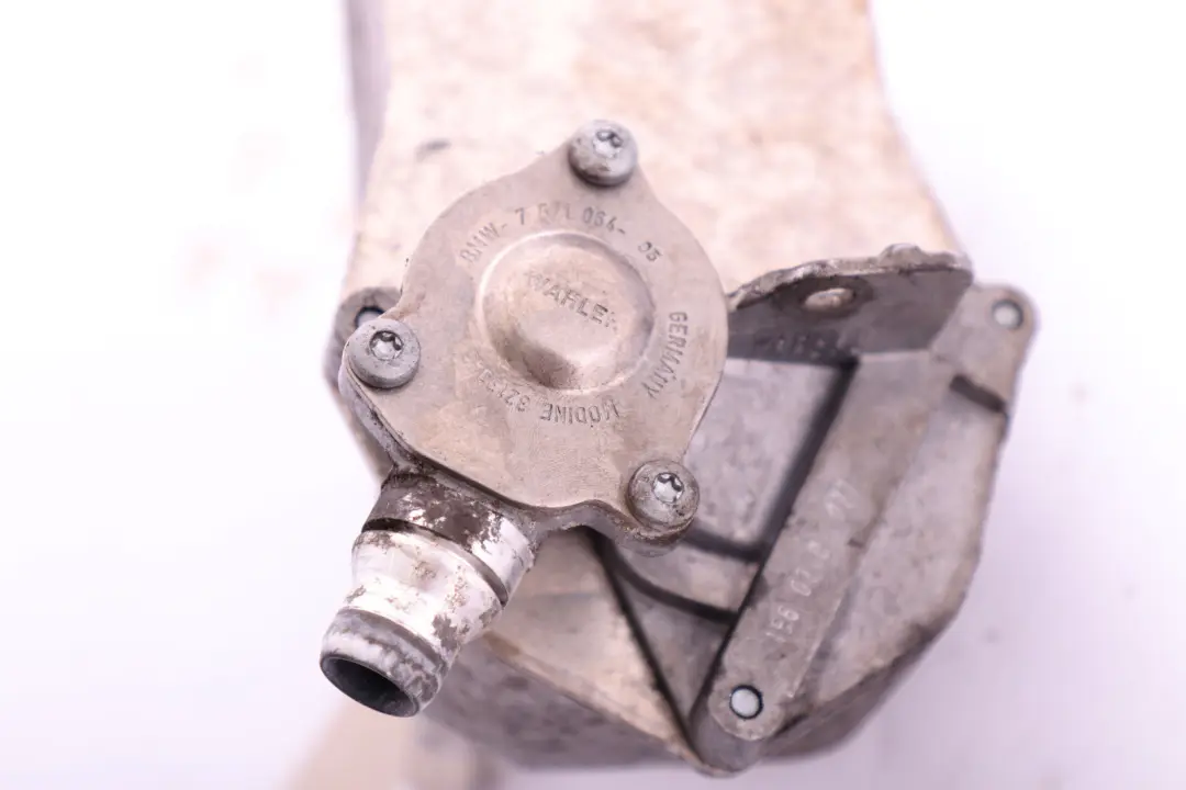 Wärme Tauscher Öl Kühler Automatik Getriebe für BMW E81 E87 E90 E91 LCI mit Teilenummer 7529499 BMW E81 E87 E90 E91 LCI Wärme Tauscher Öl Kühler Automatik Getriebe - SKU 7529499 - Teilenummer 7529499