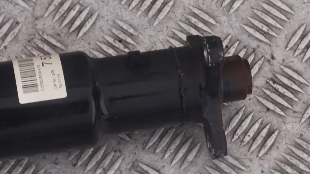 M54 Automatic Drive Shaft Prop Shaft Propshaft to BMW Z4 Series E85 2.2i with Part number 7530091 BMW Z4 Series E85 2.2i M54 Automatic Drive Shaft Prop Shaft Propshaft - SKU 7530091 - Part number 7530091