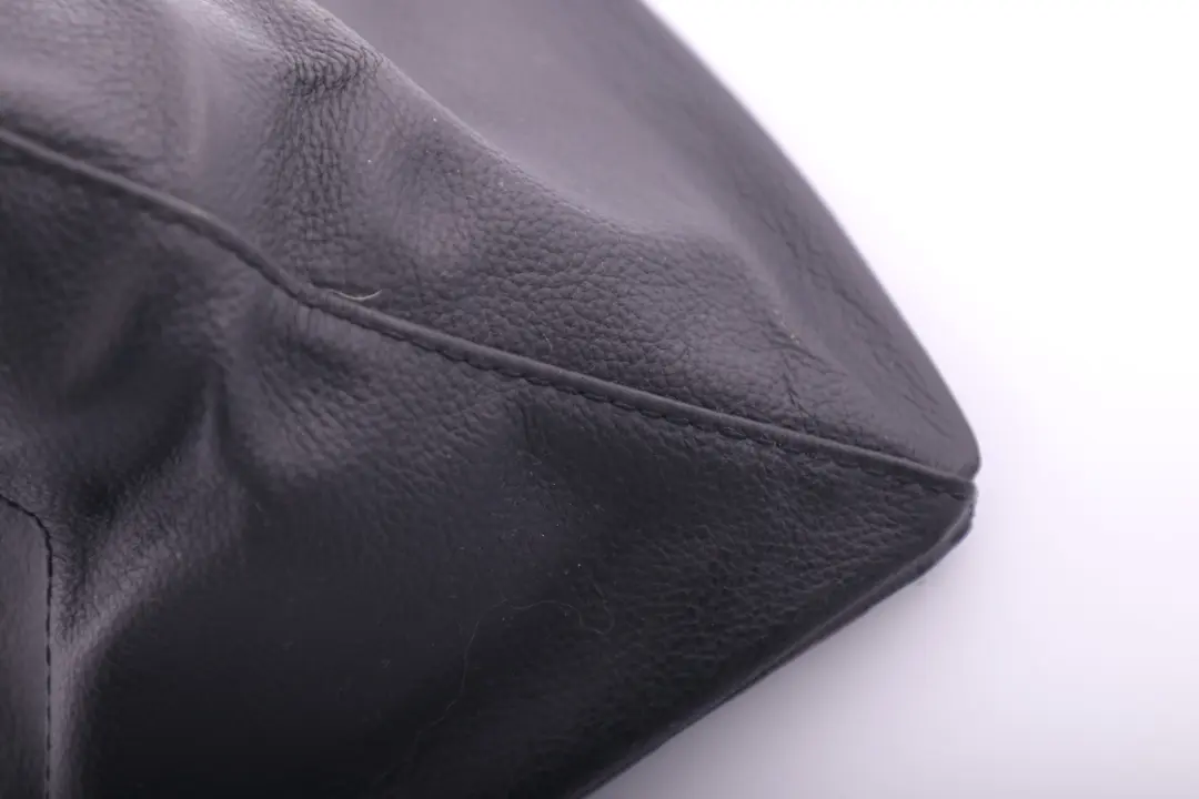 Shift-lever Cover Leather Dakota Part to BMW 3 Series E90 E91 E92 E93 with Part number 7595283 BMW 3 Series E90 E91 E92 E93 Shift-lever Cover Leather Dakota Part - SKU rhd-7530224-1 - Part number 7595283