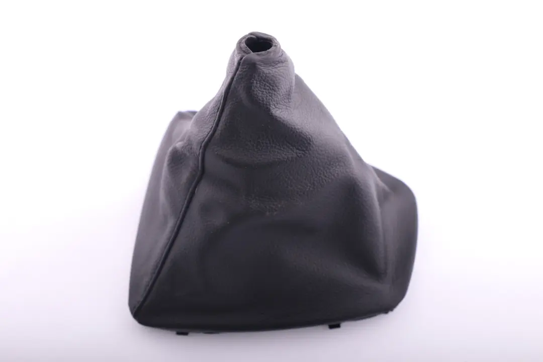 Shift-lever Cover Leather Dakota Part to BMW 3 Series E90 E91 E92 E93 with Part number 7595283 BMW 3 Series E90 E91 E92 E93 Shift-lever Cover Leather Dakota Part - SKU rhd-7530224-1 - Part number 7595283