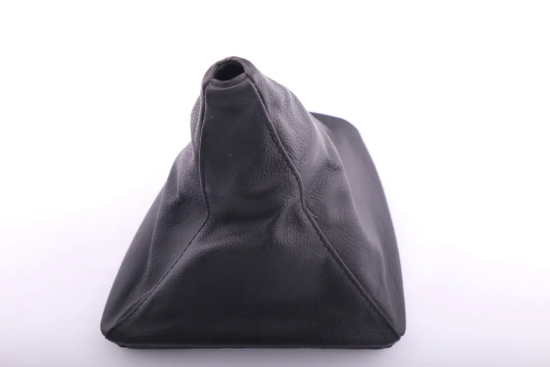 Shift-lever Cover Leather Dakota Part to BMW 3 Series E90 E91 E92 E93 with Part number 7595283 BMW 3 Series E90 E91 E92 E93 Shift-lever Cover Leather Dakota Part - SKU rhd-7530224-1 - Part number 7595283