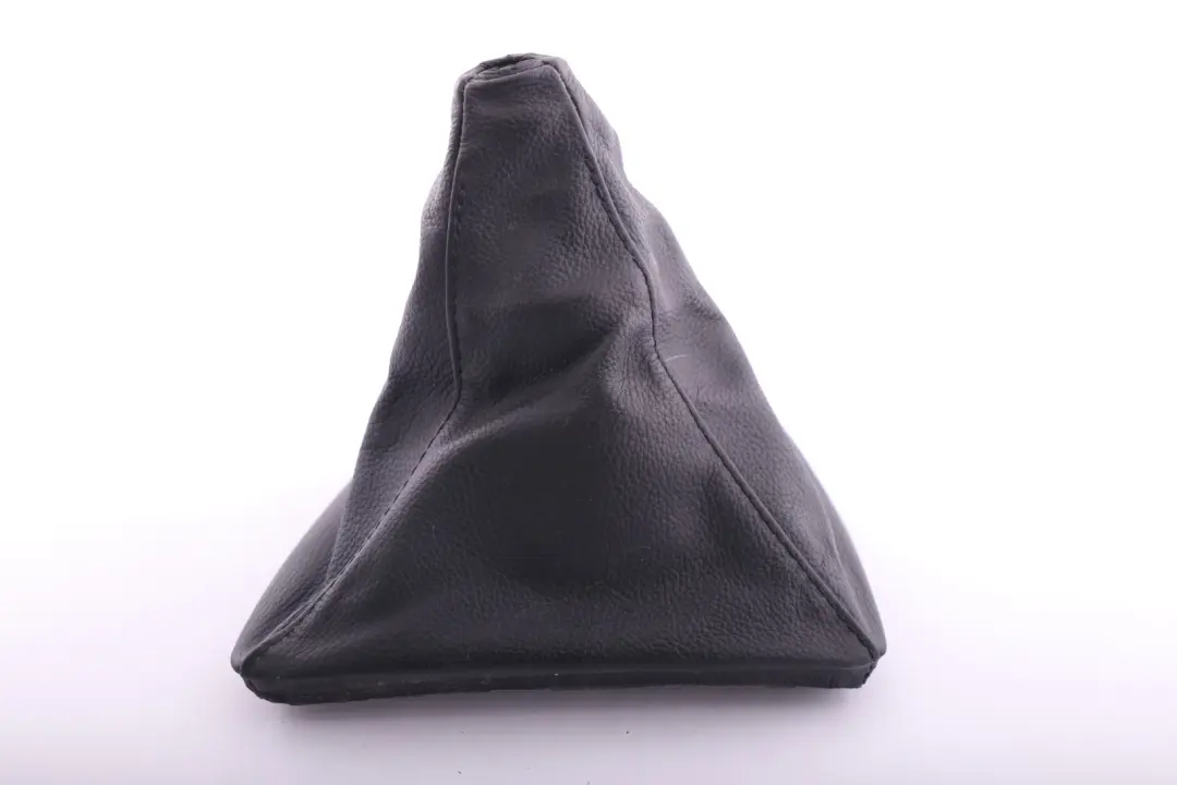 Shift-lever Cover Leather Dakota Part to BMW 3 Series E90 E91 E92 E93 with Part number 7595283 BMW 3 Series E90 E91 E92 E93 Shift-lever Cover Leather Dakota Part - SKU rhd-7530224-1 - Part number 7595283