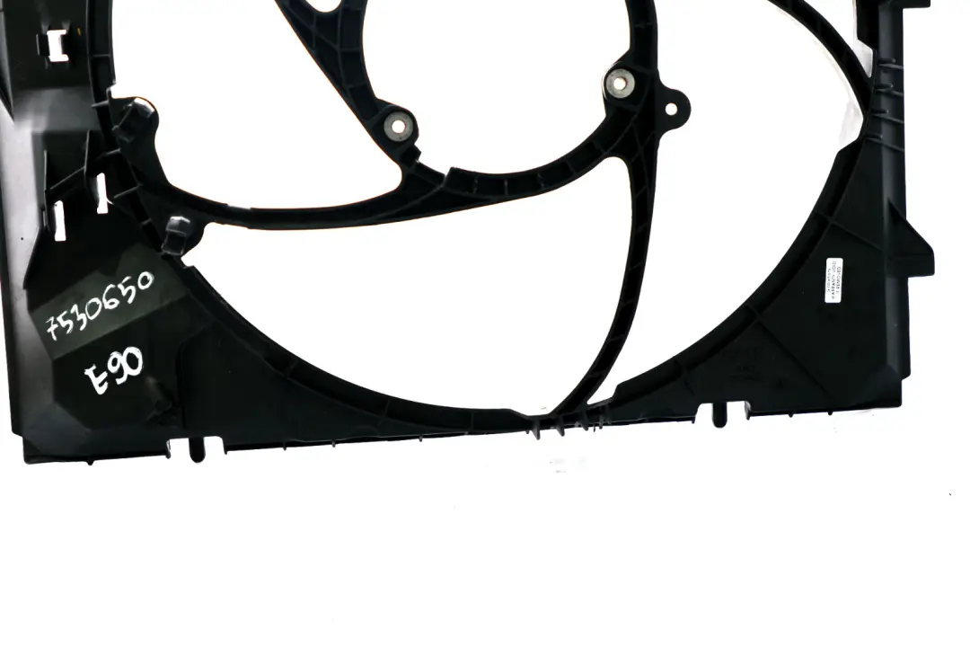  Carénage De Ventilateur BMW E87 LCI E90 Couvercle De Radiateur Essence - SKU 7530650 - Numéro de pièce 7530650