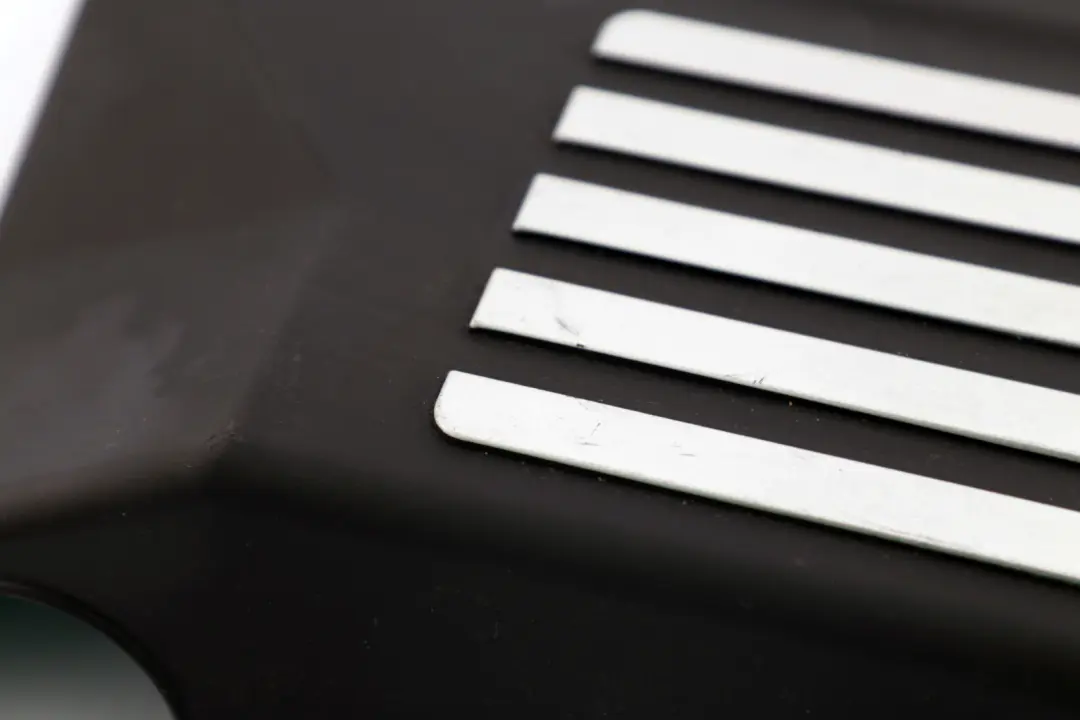 N45 Cache de bobine d'allumage pour BMW 1 3 Serie E46 E81 E87 116i 316i à propos du numéro de pièce 7530743 BMW 1 3 Serie E46 E81 E87 116i 316i N45 Cache de bobine d'allumage - SKU 7530743-1 - Numéro de pièce 7530743