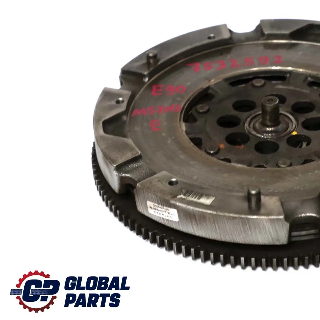 M57N2 306D3 Dual Twin Mass Flywheel to BMW E90 E91 E92 E93 325d 330d with Part number 7532592 BMW E90 E91 E92 E93 325d 330d M57N2 306D3 Dual Twin Mass Flywheel - SKU 7532592 - Part number 7532592
