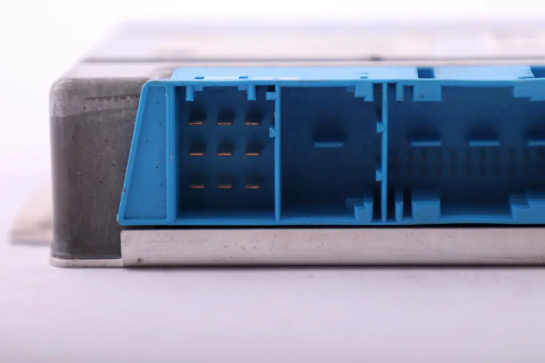 Sterownik Skrzyni Automat do BMW E46 X5 E53 X3 E83 o numerze 7532988 BMW E46 X5 E53 X3 E83 Sterownik Skrzyni Automat - SKU 7532988 - Numer Części 7532988