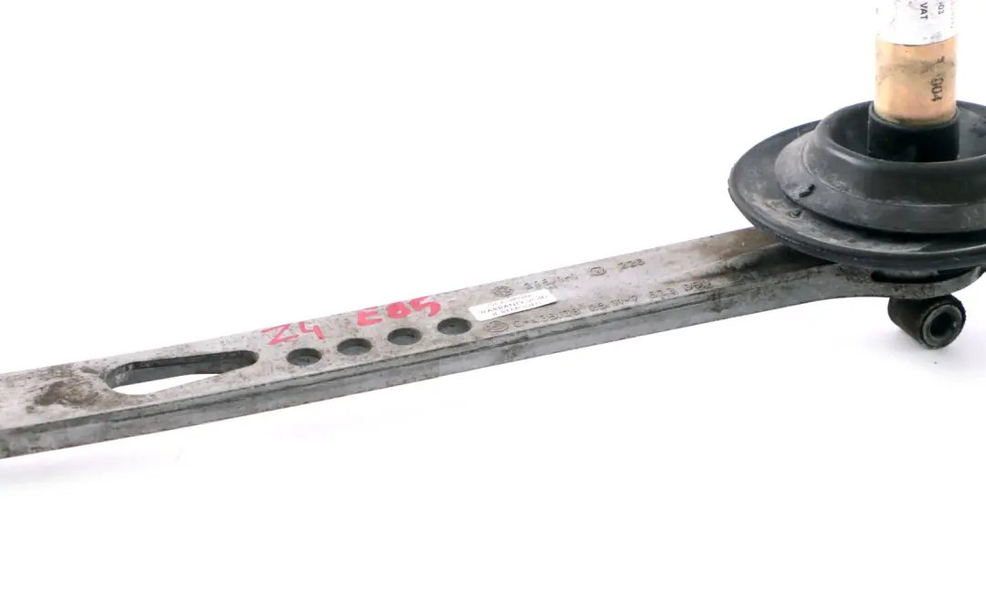 Lewarek Wybierak Biegów Manual do BMW Z4 E85 o numerze 7533050 BMW Z4 E85 Lewarek Wybierak Biegów Manual - SKU 7533050 - Numer Części 7533050