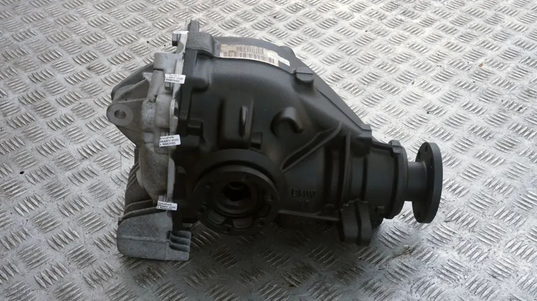 M54 Rear Differential Diff 3,38 Ratio WARRANTY to BMW Z4 Series E85 2.2i with Part number 7533131 BMW Z4 Series E85 2.2i M54 Rear Differential Diff 3,38 Ratio WARRANTY - SKU 7533131 - Part number 7533131
