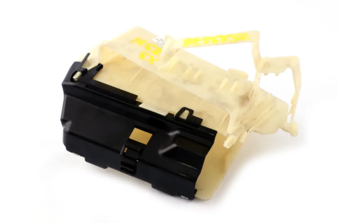 Strumento portante Unità di controllo Box Cover per BMW X3 Z4 E83 LCI E85 con numero di parte 7533278 BMW X3 Z4 E83 LCI E85 Strumento portante Unità di controllo Box Cover - SKU 7533278 - Numero di parte 7533278