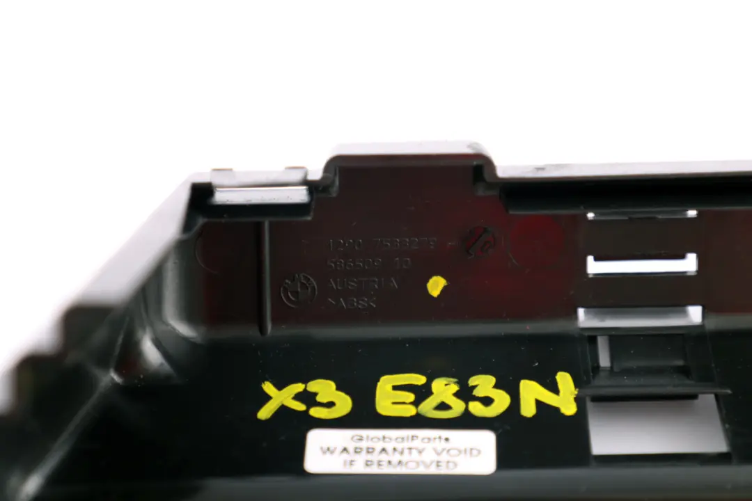 N52N E85 E86 Control Unit Box Cover to BMW X3 Z4 Series E83 LCI with Part number 7533279 BMW X3 Z4 Series E83 LCI N52N E85 E86 Control Unit Box Cover - SKU 7533279 - Part number 7533279