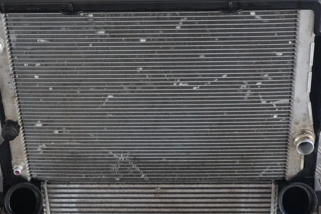 Reihe E70 E71 Motor Radiator Wasserkühler Kühler für BMW X5 X6 mit Teilenummer 7533472 BMW X5 X6 Reihe E70 E71 Motor Radiator Wasserkühler Kühler - SKU 7533472 - Teilenummer 7533472