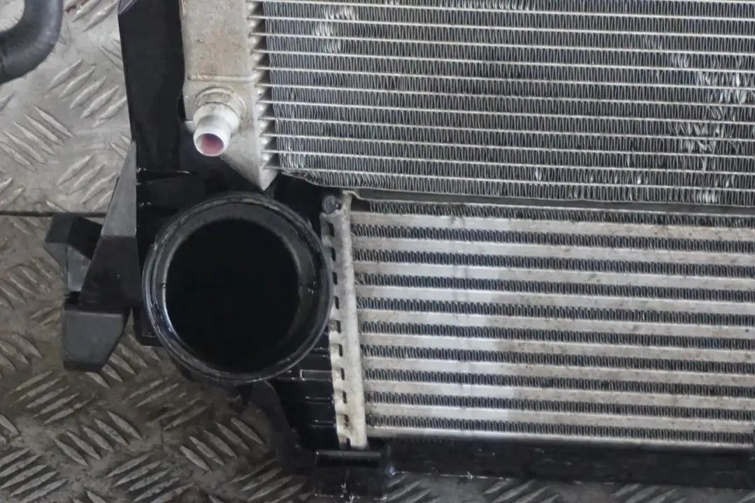 BMW X5 X6 Series E70 E71 Engine Cooling Radiator Intercooler Pack - SKU 7533472 - Part number 7533472