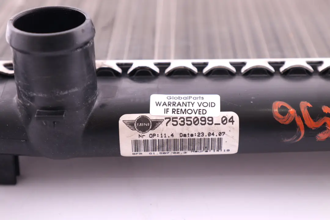 R55N R56 R57 LCi R58 R59 R60 R61 Radiator De AGUA para Mini One Cooper R55 con número de pieza 7535099 Mini One Cooper R55 R55N R56 R57 LCi R58 R59 R60 R61 Radiator De AGUA - SKU 7535099 - Número de pieza 7535099
