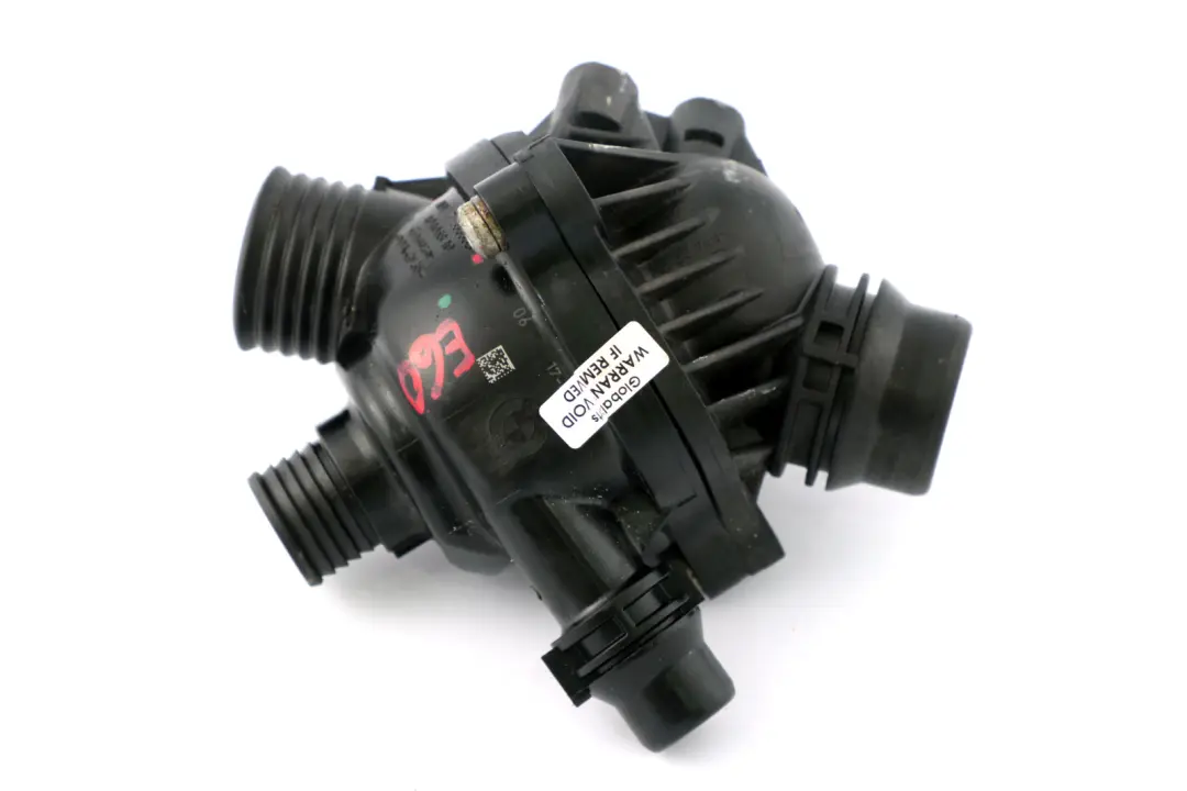 Boîtier Thermostat Essence BMW E60 E61 E63 E81 E87 E90 E91 E93 - SKU 7536655 - Numéro de pièce 7536655