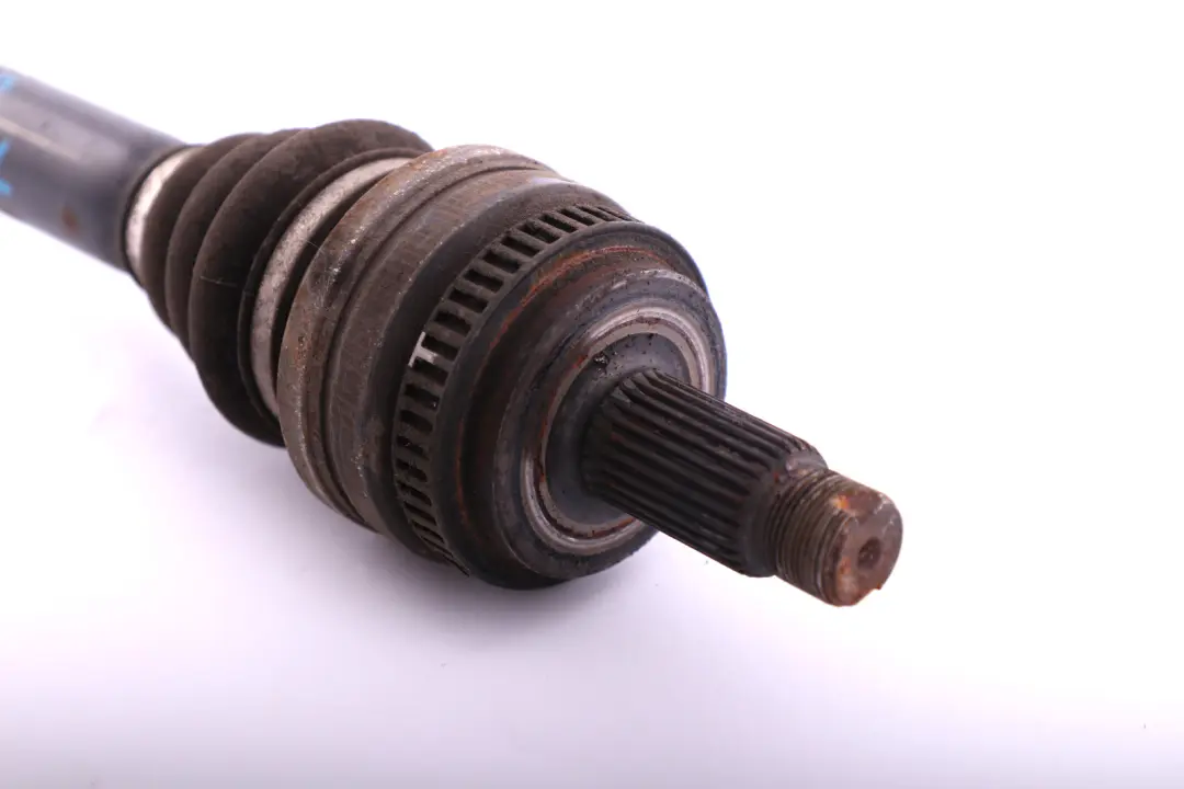 Driveshaft Output Shaft Left N/S to BMW 1 3 Series E87 E90 E92 Petrol with Part number 7537715 BMW 1 3 Series E87 E90 E92 Petrol Driveshaft Output Shaft Left N/S - SKU 7537715 - Part number 7537715